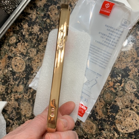 Koto Design IP12 Pro phone case NWOT - Picture 8 of 8